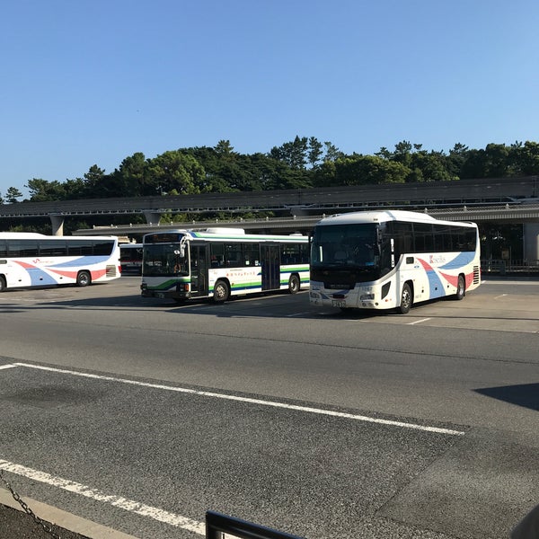 東京ディズニーランド バスターミナル イースト 32 Visitatori