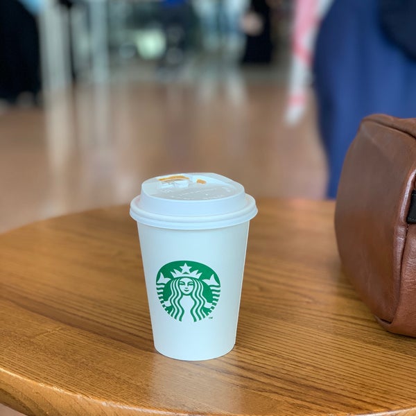 Foto scattata a Starbucks da Zeyad il 1/9/2020