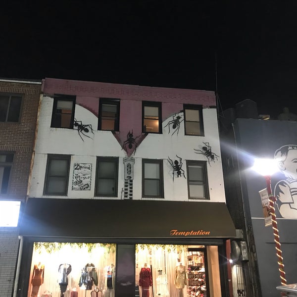 Foto diambil di South Street oleh Closed pada 1/16/2019