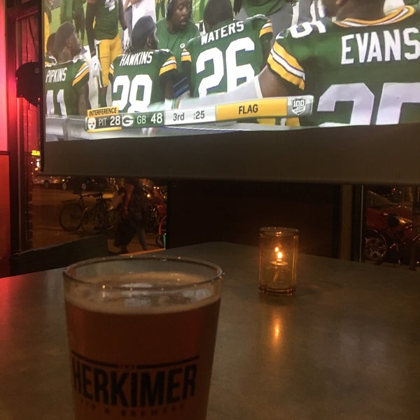 Foto diambil di The Herkimer Pub &amp; Brewery oleh Parker N. pada 8/17/2018