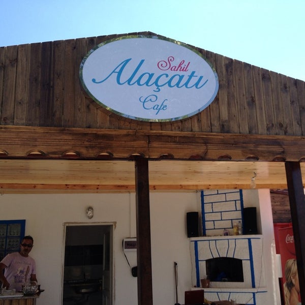 Sahil Alaçatı Cafe (Now Closed) - Café