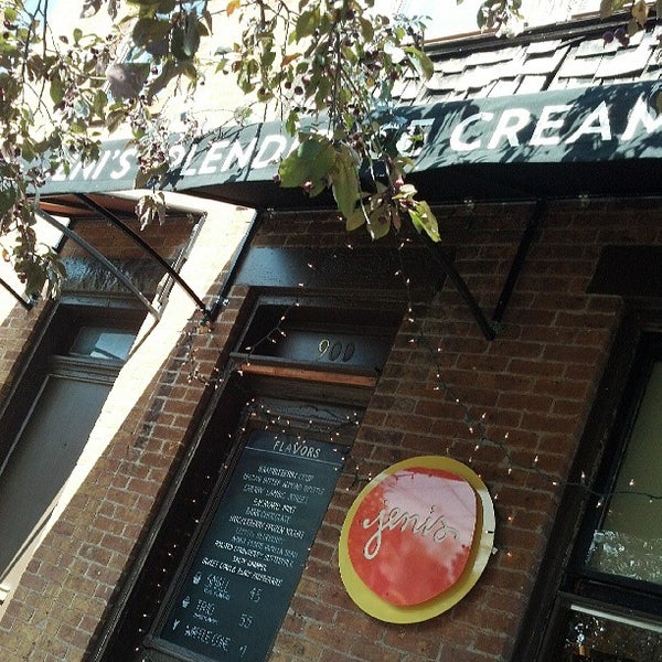 Das Foto wurde bei Jeni&#39;s Splendid Ice Creams von Abigail O. am 8/15/2013 aufgenommen