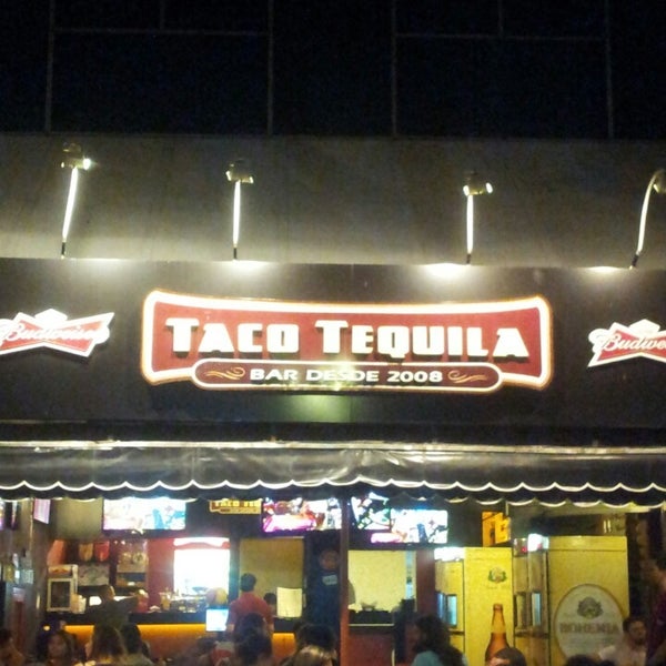 Photo taken at Taco Tequila by LEONARDO L. on 1/25/2014