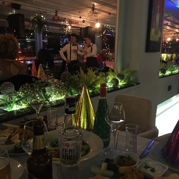 12/31/2019 tarihinde Osmanziyaretçi tarafından Bella Vita Restaurant &amp; Bar'de çekilen fotoğraf