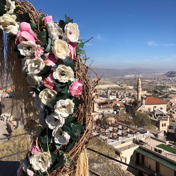 รูปภาพถ่ายที่ Dream of Cappadocia โดย Vedat Yılmaz Y. เมื่อ 11/1/2018