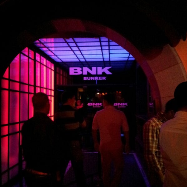Photo prise au BNK Bunker Espectáculos par Brando A. le3/3/2013