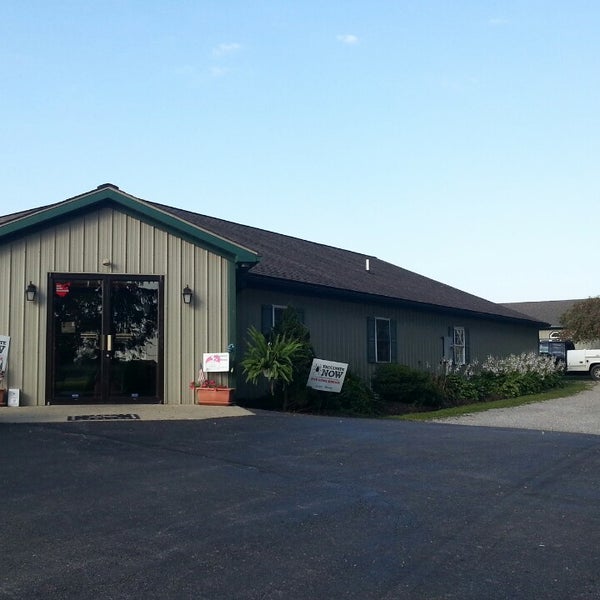 Photos At Feeder Creek Veterinary Millersport Oh