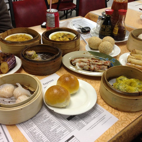 Noodle Express Downtown Winnipeg 107180 King Street