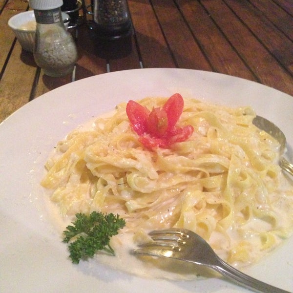 Must try their pasta, al dente just perfect!