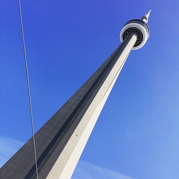 Foto scattata a CN Tower da Manuela I. il 10/11/2015