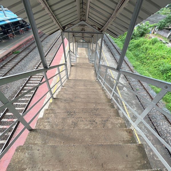 Kasaragod Railway Station 10 tips from 260 visitors