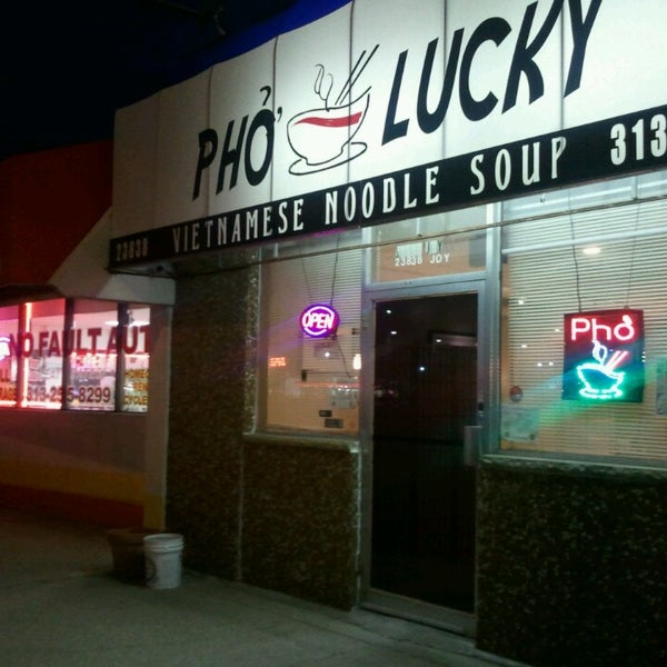 Photo taken at Pho Lucky by Shannon K. on 1/15/2014