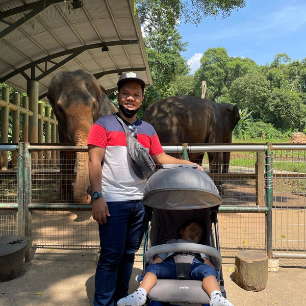 Photo taken at Zoo Melaka by MuhammadFaridz M. on 11/21/2021