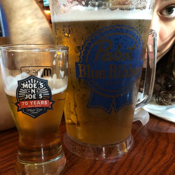 Photo taken at Moe&#39;s and Joe&#39;s Tavern by Natalie A. on 9/2/2018