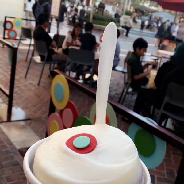 Photo taken at Sprinkles Americana by A on 3/30/2017
