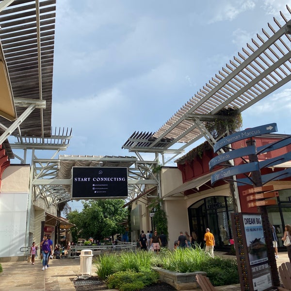 la cantera san antonio mall