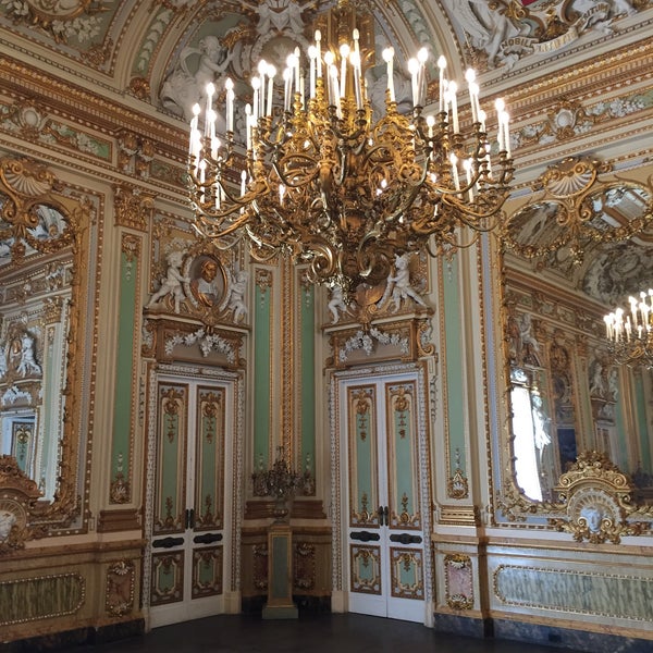 Foto scattata a Palazzo Parisio da Victoria B. il 4/18/2016