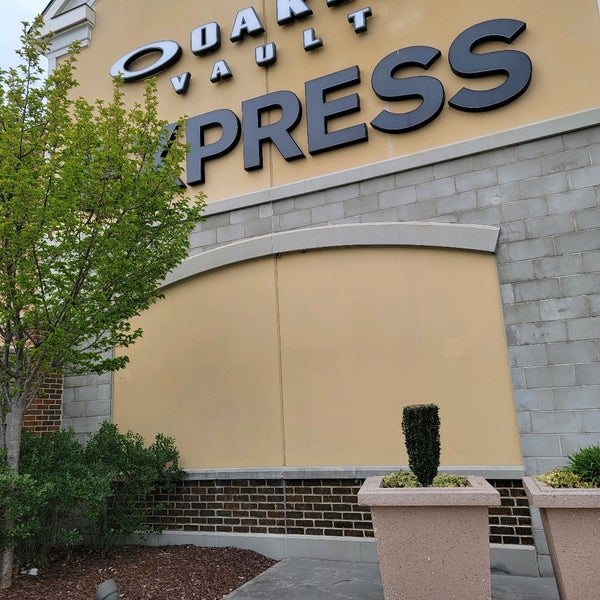 adidas outlet gloucester nj