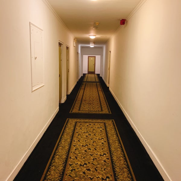 Снимок сделан в Hotel Pennsylvania пользователем Shinji I. 9/23/2019