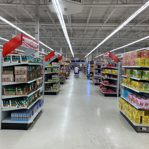 Meijer Supermarket in Roseville