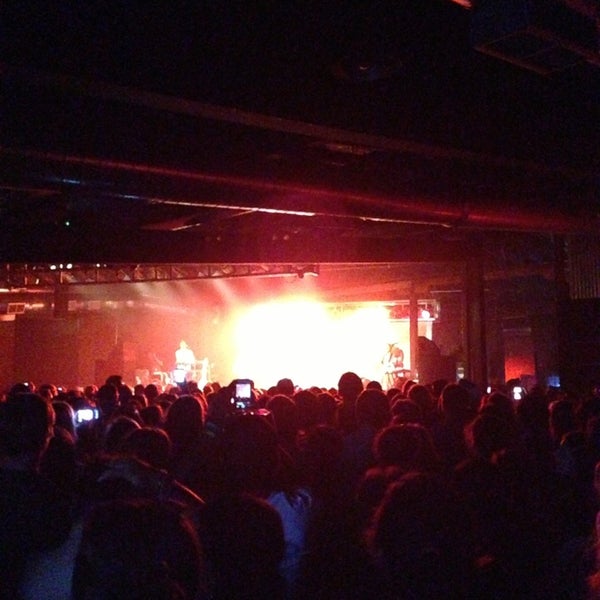 Foto tirada no(a) The Cannery Ballroom por Stephanie B. em 6/7/2013