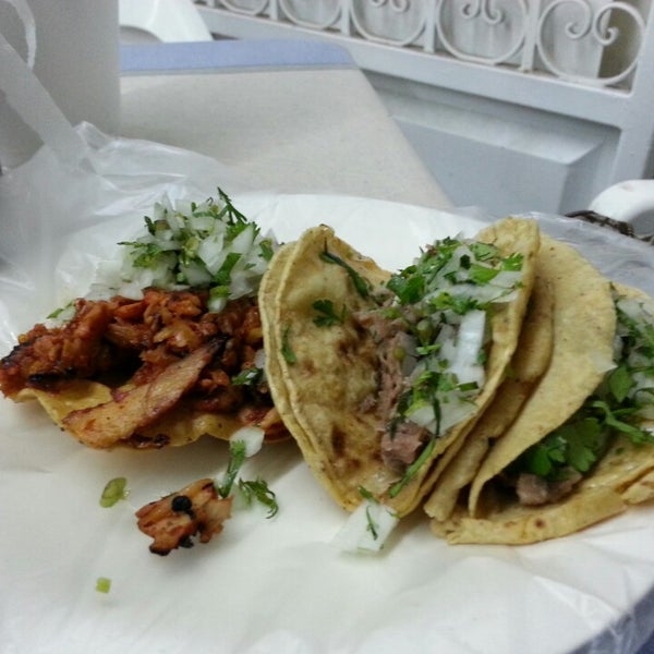 Tacos los Gueros Brisas Mexican Restaurant