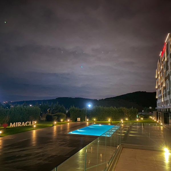 Foto tomada en Miracle Istanbul Asia Hotel &amp; SPA  por Emre O. el 11/10/2021