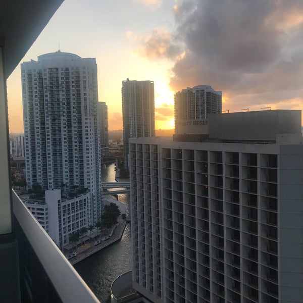 Foto tirada no(a) JW Marriott Marquis Miami por M em 3/14/2019