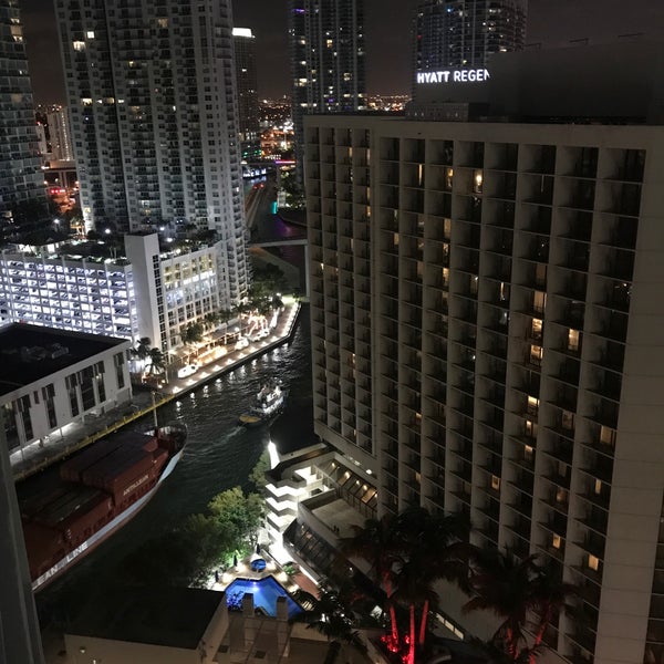 3/16/2019にMがJW Marriott Marquis Miamiで撮った写真