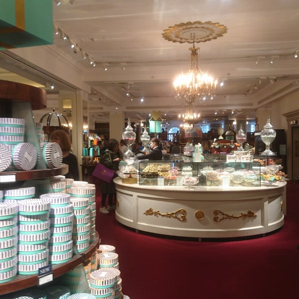 Photos at Fortnum & Mason - Piccadilly - 435 tips from 26007 visitors