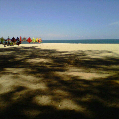 Pantai Batu Burok 3 Tips