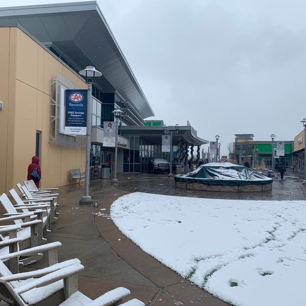 Photo taken at Toronto Premium Outlets by Betty C. on 12/31/2019