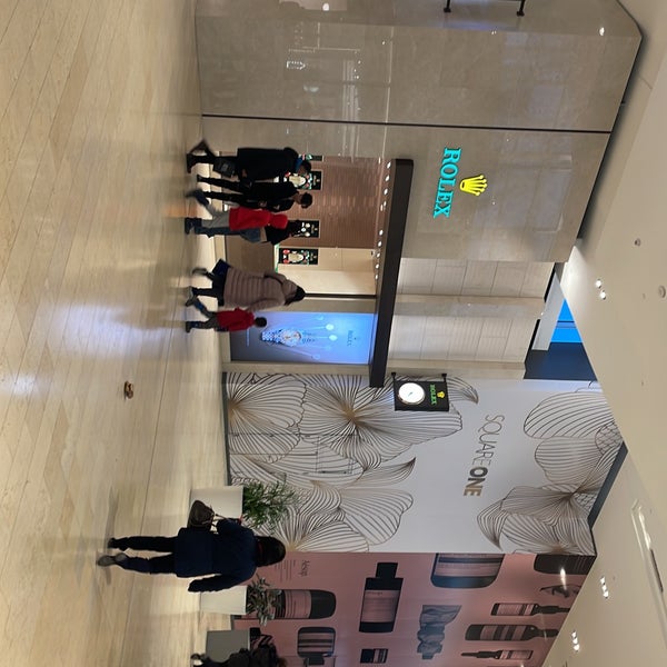 12/29/2022にBetty C.がSquare One Shopping Centreで撮った写真