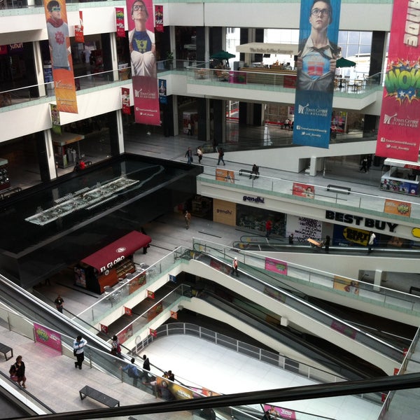 Photos at Town Center El Rosario - Shopping Mall