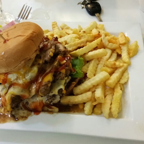 Big Bites Cafe Kota Bharu, Kelantan