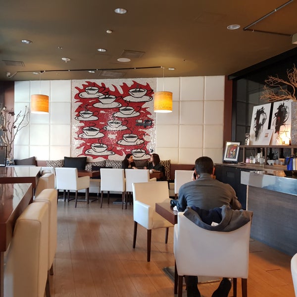 Das Foto wurde bei Bravado, Italian Coffee Bar &amp; Lounge von Eunju T. am 1/23/2019 aufgenommen