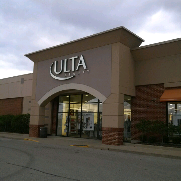 Ulta Beauty 6621 N Illinois St