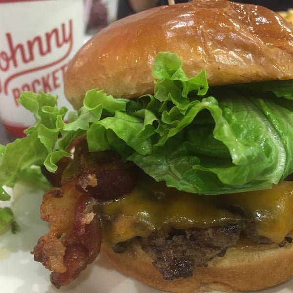 Johnny Rockets (Now Closed) - Paramus, NJ
