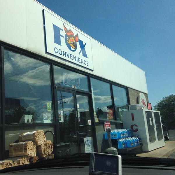 Mobil Fuel Station in Neenah