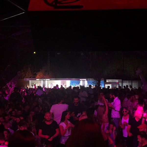 รูปภาพถ่ายที่ Blue Marlin Ibiza โดย Mohammed A. เมื่อ 5/11/2018