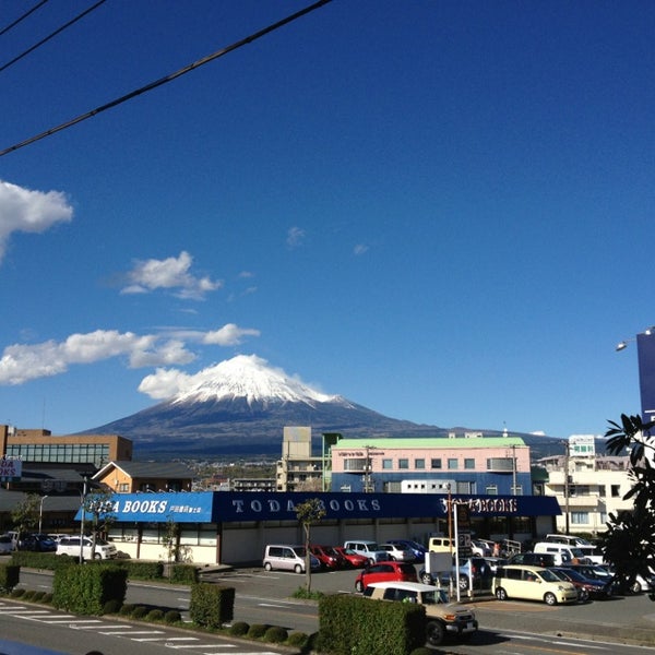 Fotos Em ユニクロ 富士市 静岡県