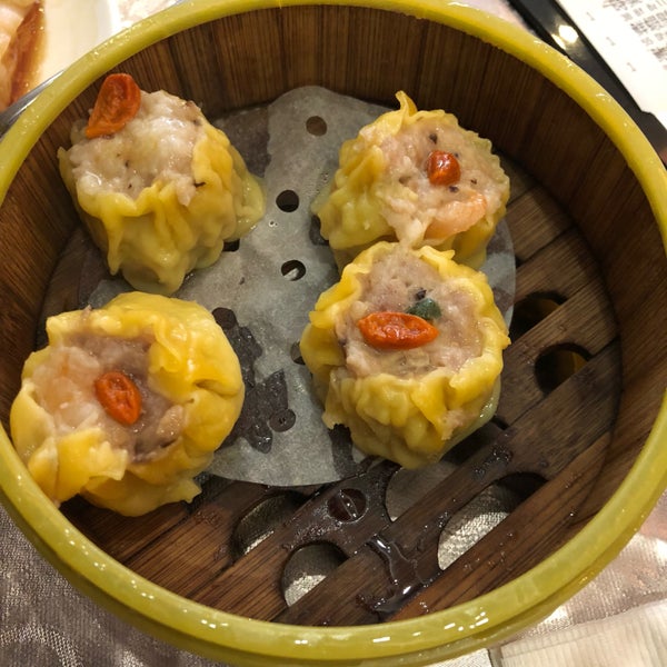 Foto tomada en Jade Dynasty Seafood Restaurant  por kerufin el 9/17/2018