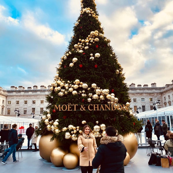 Photo taken at Somerset House by MT on 12/1/2022