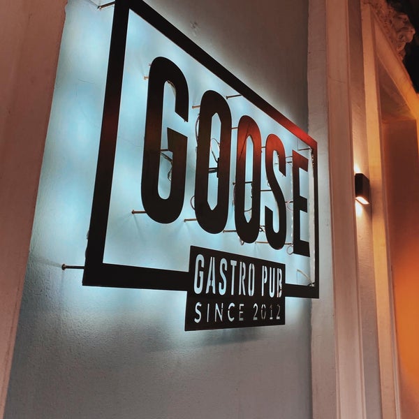 Photo prise au Goose Gastro Pub par Mike Z. le12/7/2020