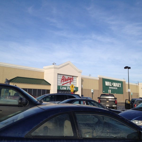 Walmart Supercenter Dodgeville에서 대형 매장일