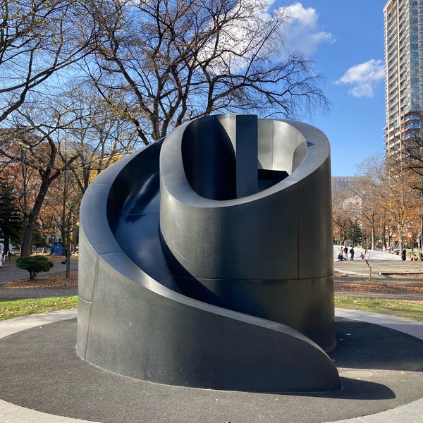 Photos At ブラック スライド マントラ Outdoor Sculpture In Sapporo