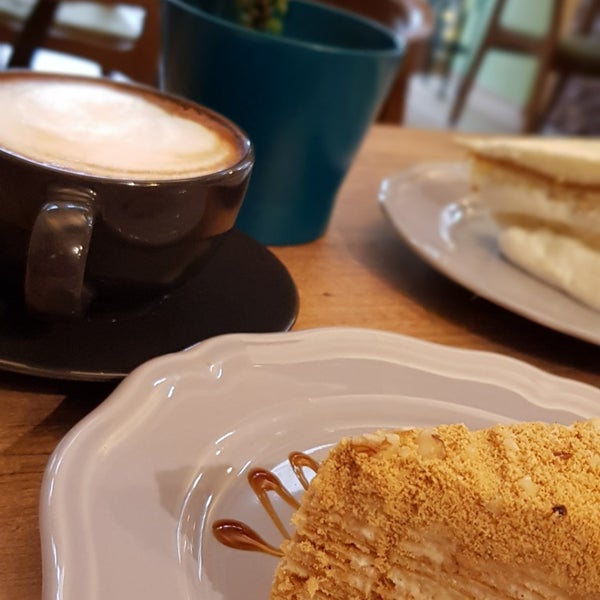 Photo taken at Loccake Cafe &amp; Cakes Rus Pastaları by Sevim on 1/30/2019