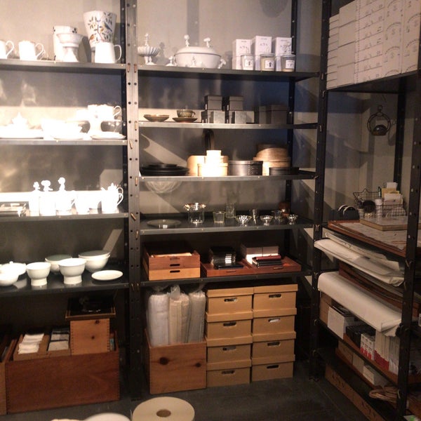 Over The Counter By Arts Science Miscellaneous Shop In 青山