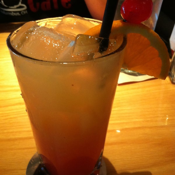 รูปภาพถ่ายที่ BJ&#39;s Restaurant &amp; Brewhouse โดย Heather H. เมื่อ 5/4/2013