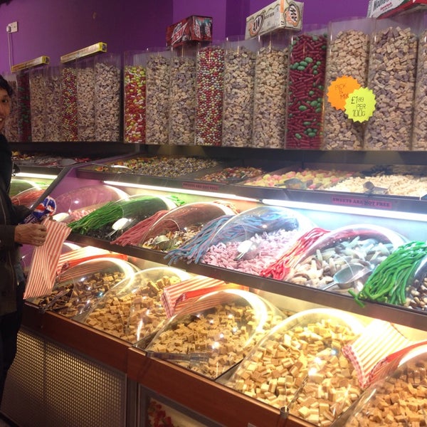 10/26/2014にSyd N.がKingdom of Sweetsで撮った写真